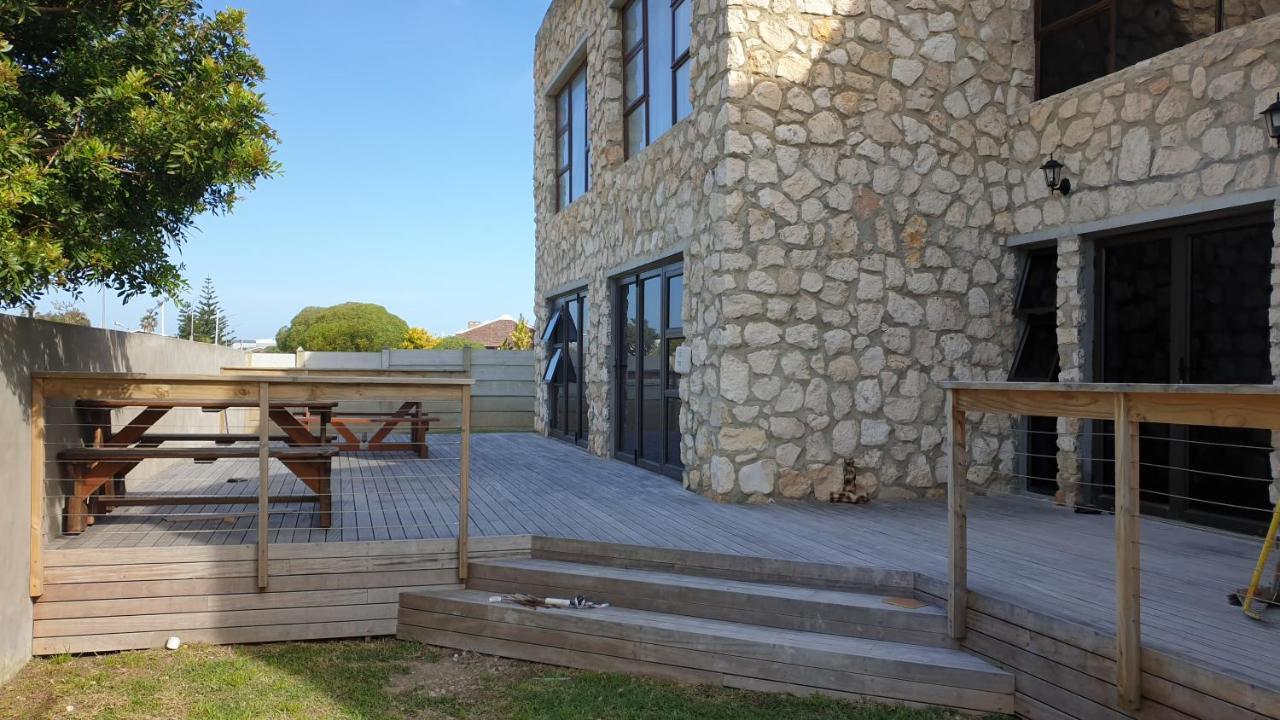 מלון סטראוסבאי Stonehouse On Main מראה חיצוני תמונה