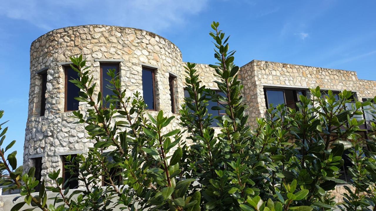 מלון סטראוסבאי Stonehouse On Main מראה חיצוני תמונה